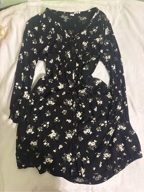 Old Navy Black Floral Dress